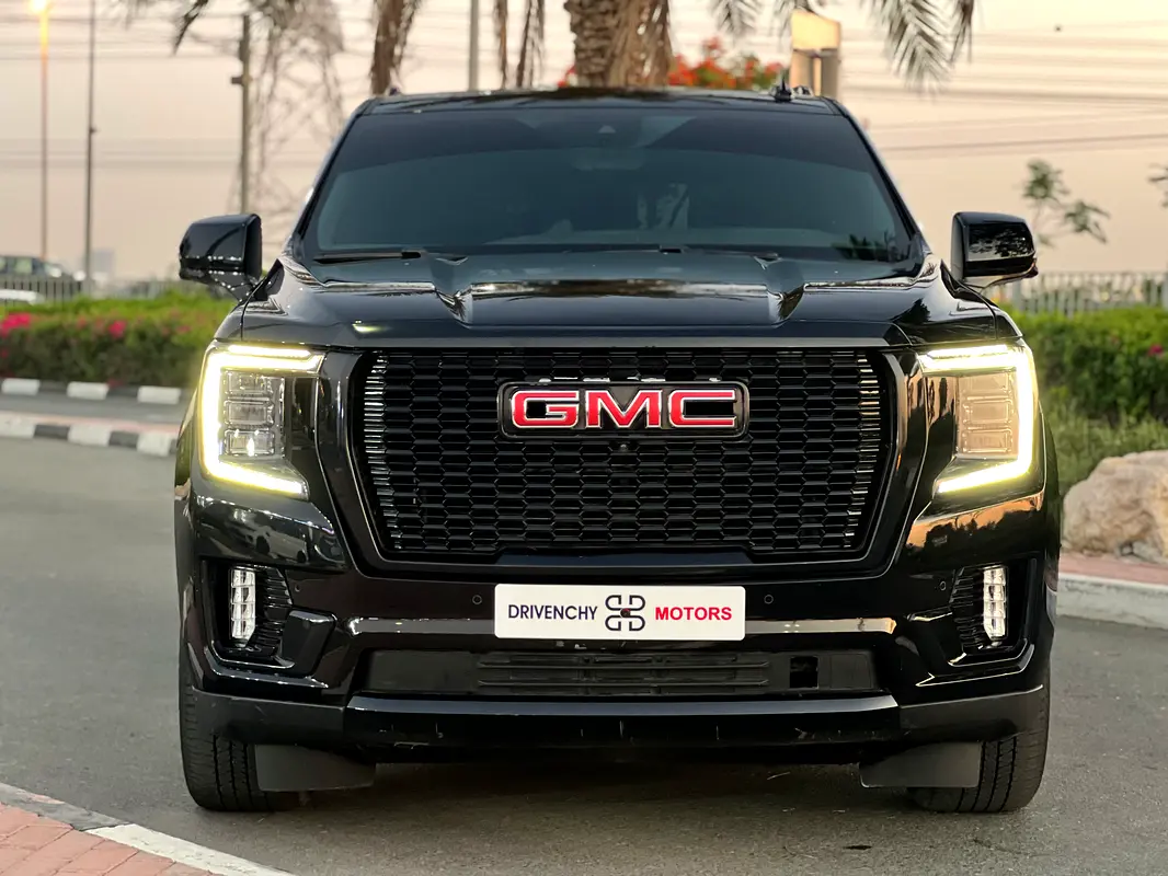 GMC Yukon Denali 2023 - photo 2 - Import Émirats | International Cars