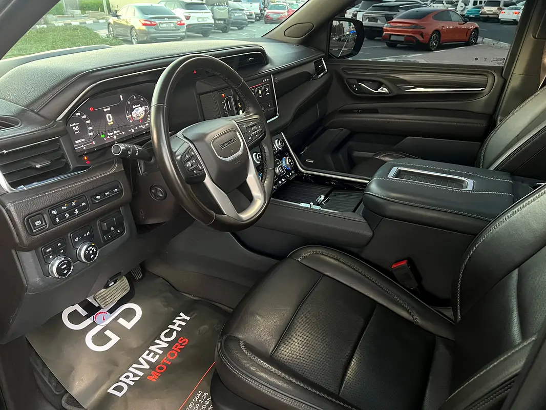 GMC Yukon Denali 2023 - photo 9 - Import Émirats | International Cars