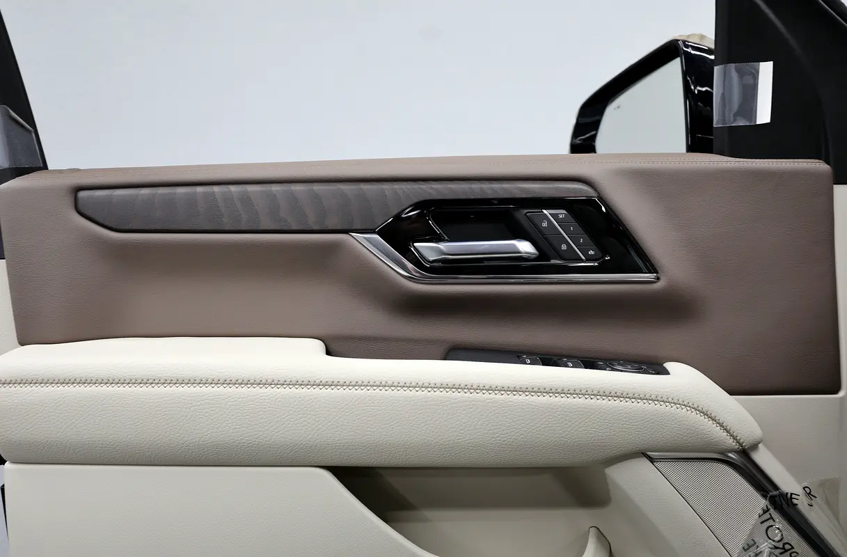 GMC Yukon Denali 2025 - photo 10 - Import Émirats | International Cars