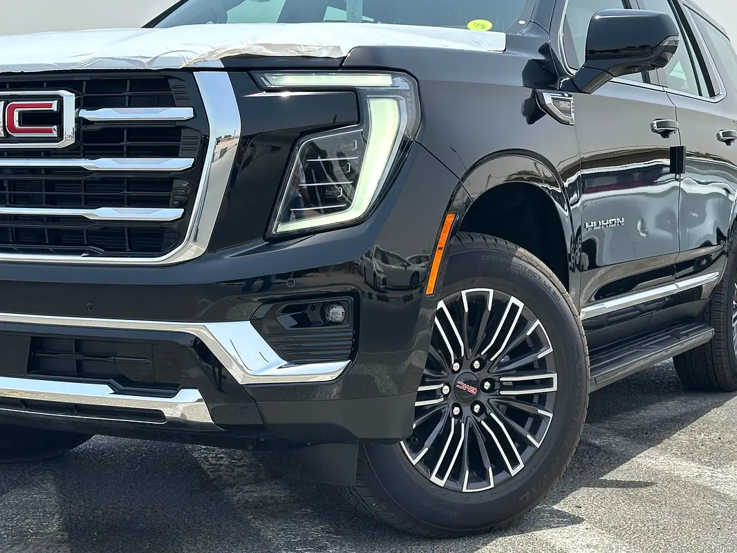 GMC Yukon SLT 2026 - photo 3 - Import Émirats | International Cars