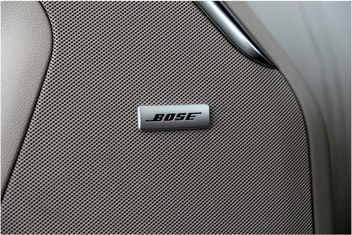 GMC Yukon Denali 2023 - photo 10 - Import Émirats | International Cars