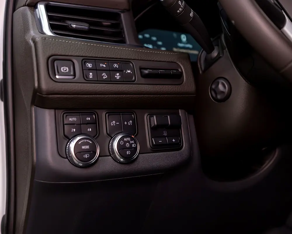 GMC Yukon Denali 2023 - photo 10 - Import Émirats | International Cars