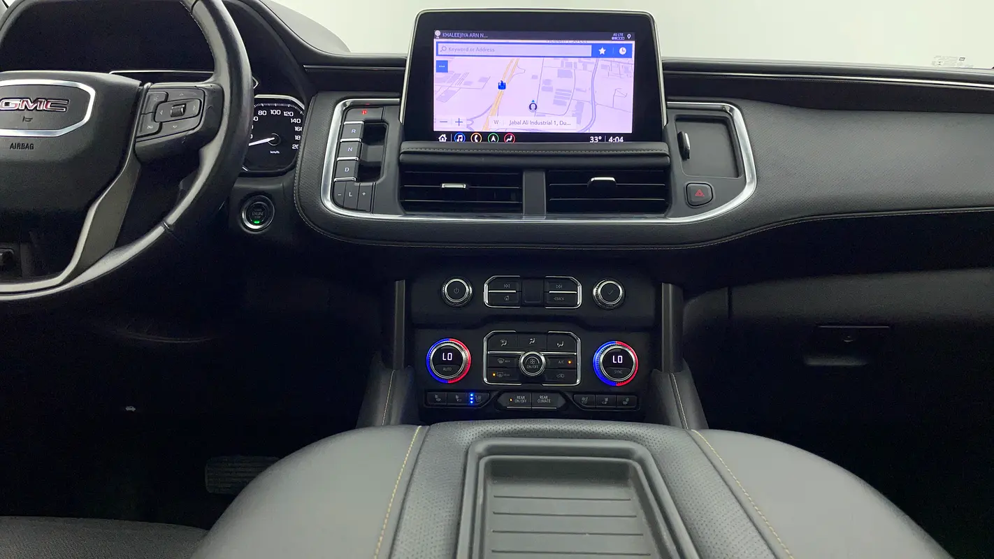 GMC Yukon AT4 2021 - photo 8 - Import Émirats | International Cars