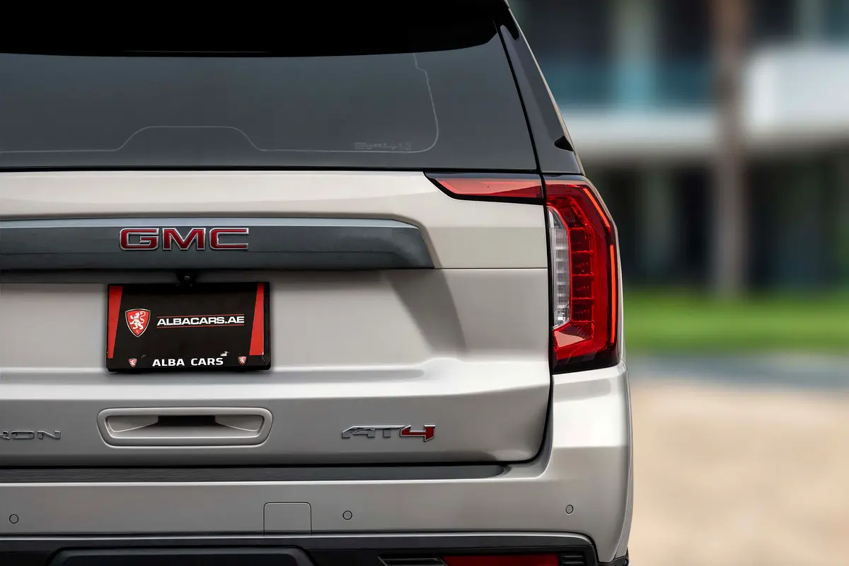 GMC Yukon AT4 2023 - photo 6 - Import Émirats | International Cars