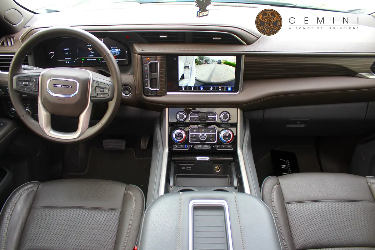 GMC Yukon Denali 2024 - photo 12 - Import Émirats | International Cars
