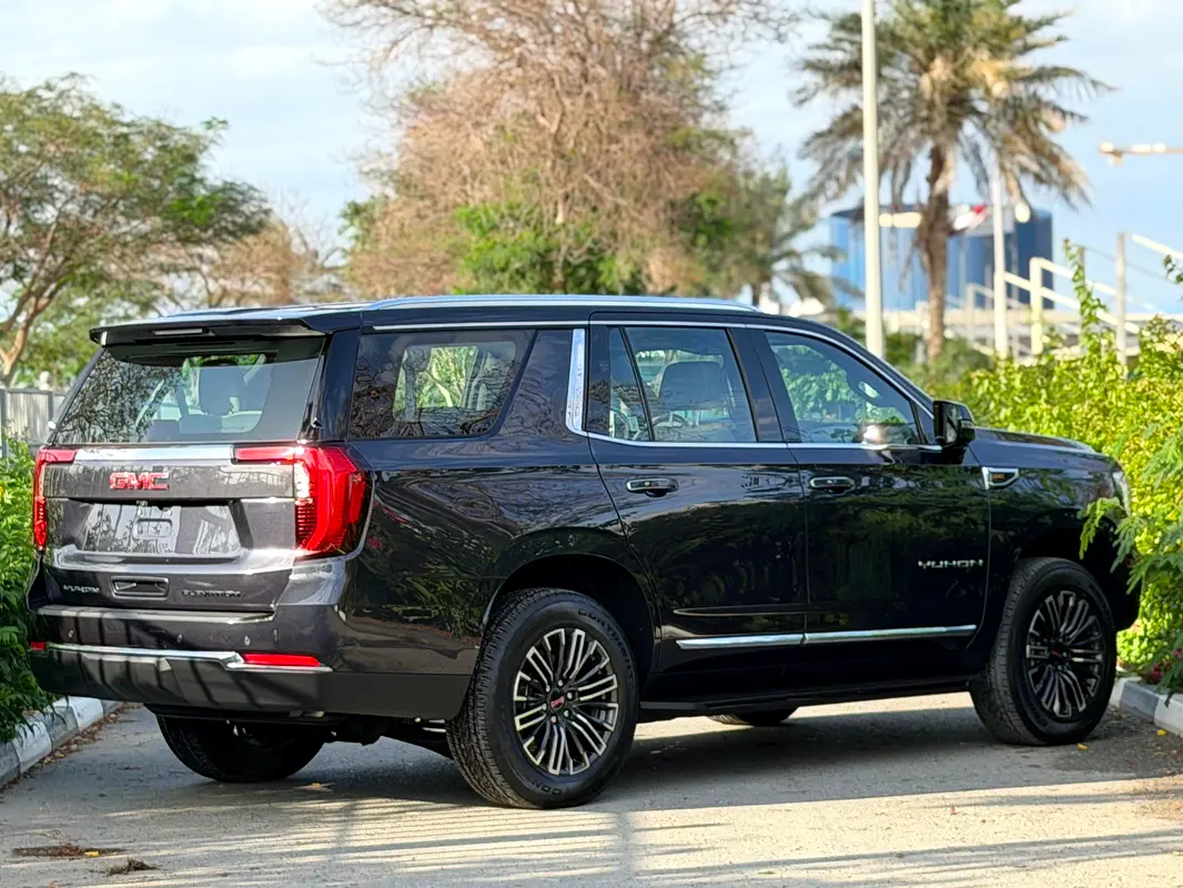 GMC Yukon SLT 2025 - photo 5 - Import Émirats | International Cars