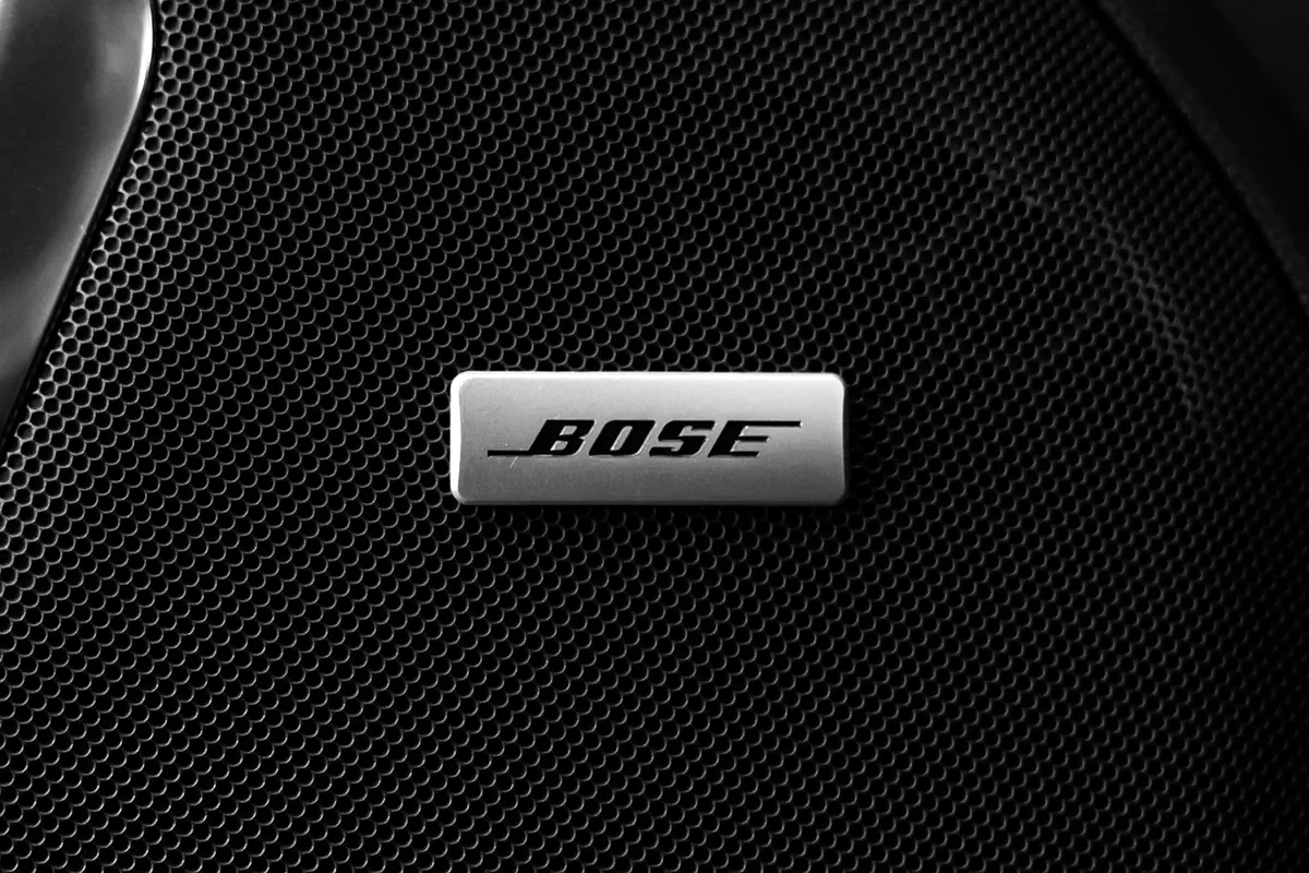 GMC Yukon AT4 2023 - photo 10 - Import Émirats | International Cars