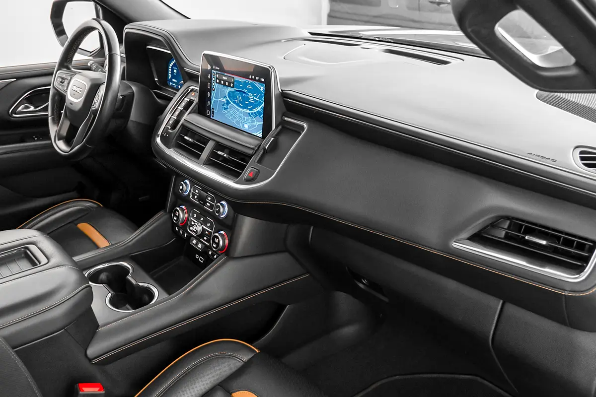 GMC Yukon AT4 2023 - photo 11 - Import Émirats | International Cars