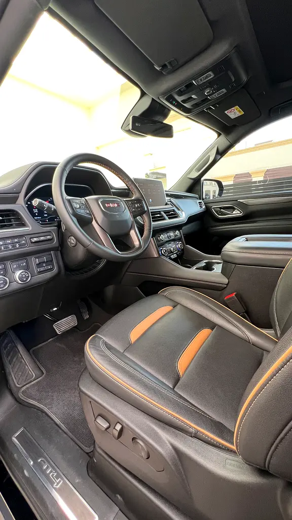 GMC Yukon AT4 2023 - photo 5 - Import Émirats | International Cars