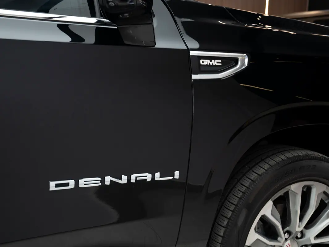 GMC Yukon XL 2021 - photo 8 - Import Émirats | International Cars