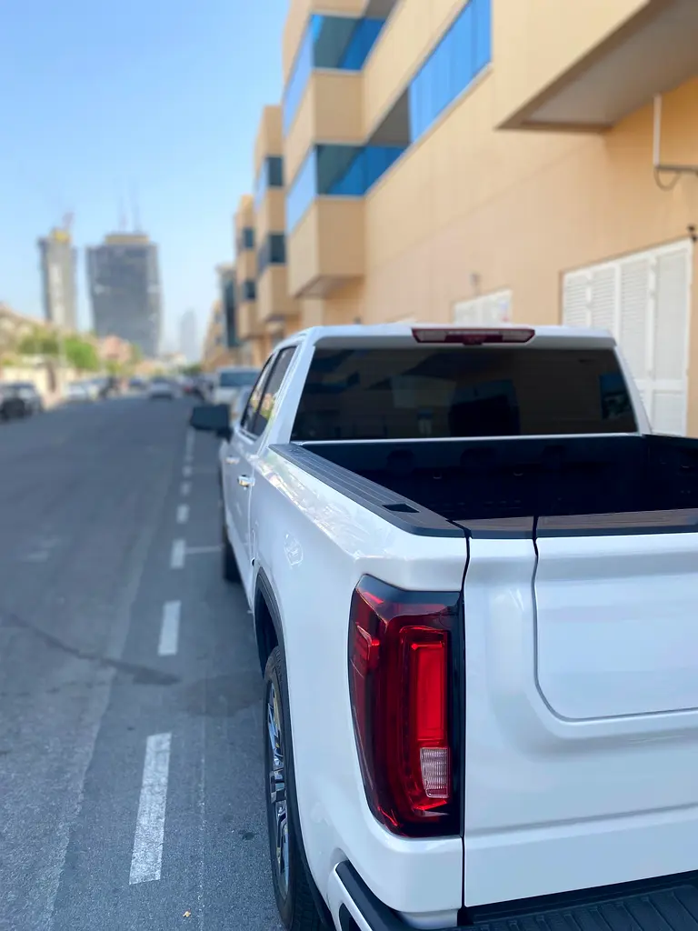 GMC Sierra Denali Ultimate 2024 - photo 2 - Import Émirats | International Cars
