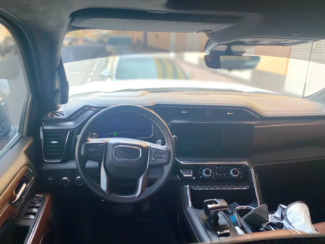 GMC Sierra Denali Ultimate 2024 - photo 7 - Import Émirats | International Cars