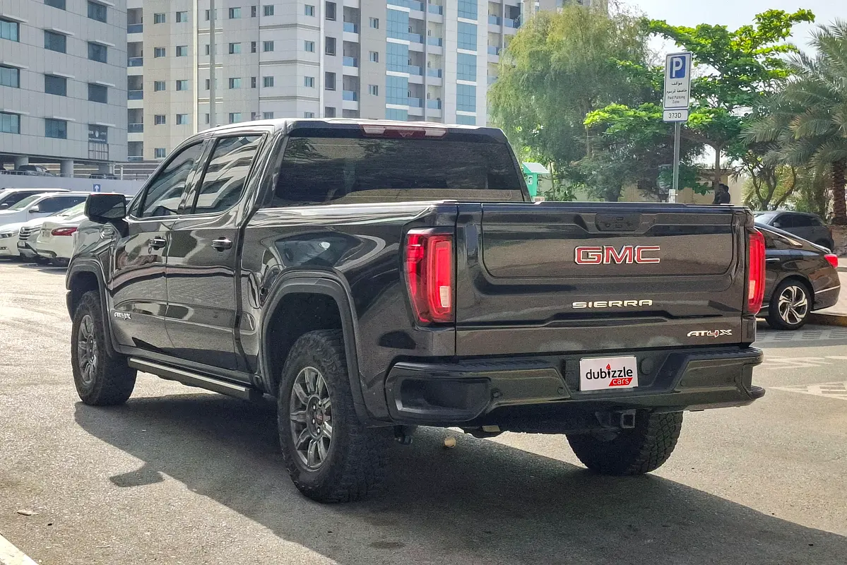 GMC Sierra 1500 AT4X 2024 - photo 8 - Import Émirats | International Cars
