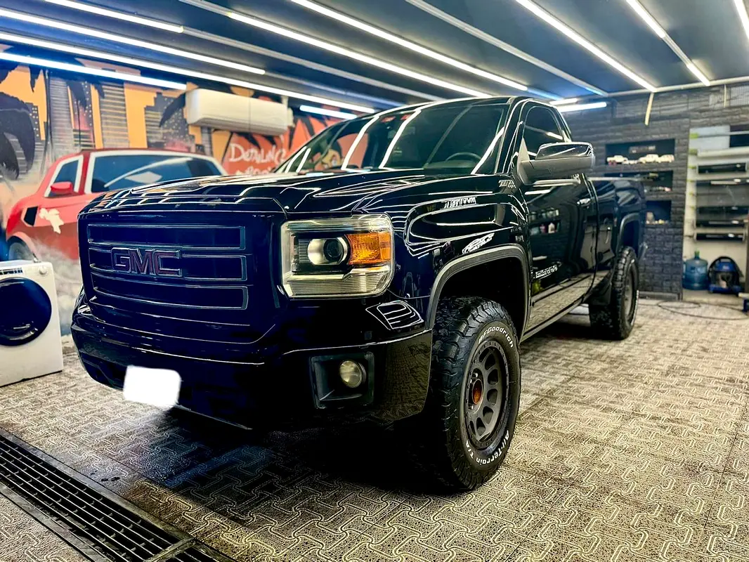 GMC Sierra SLE 2015 - photo 2 - Import Émirats | International Cars