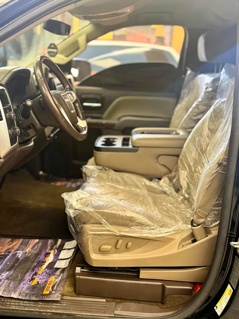 GMC Sierra SLE 2015 - photo 5 - Import Émirats | International Cars