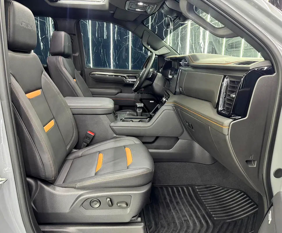 GMC Sierra AT4 2025 - photo 11 - Import Émirats | International Cars