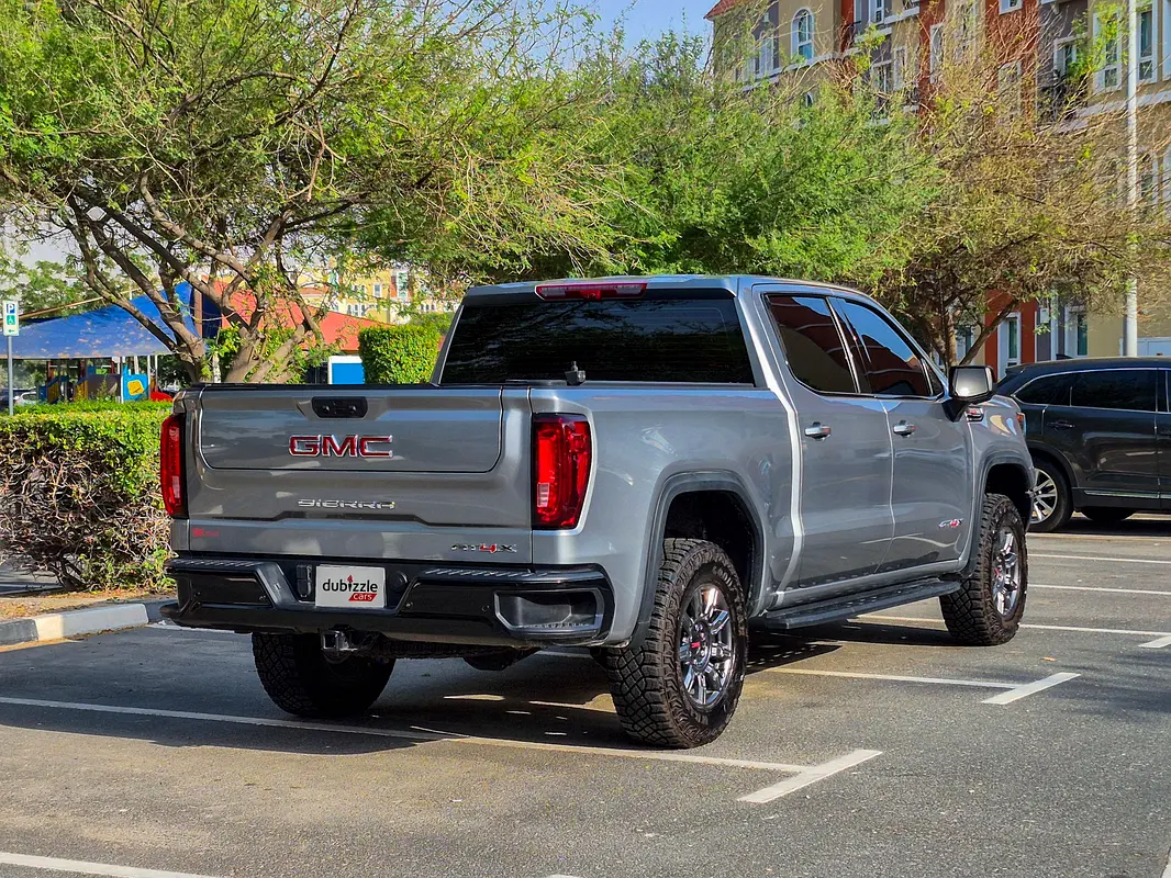 GMC Sierra 1500 AT4X 2025 - photo 9 - Import Émirats | International Cars