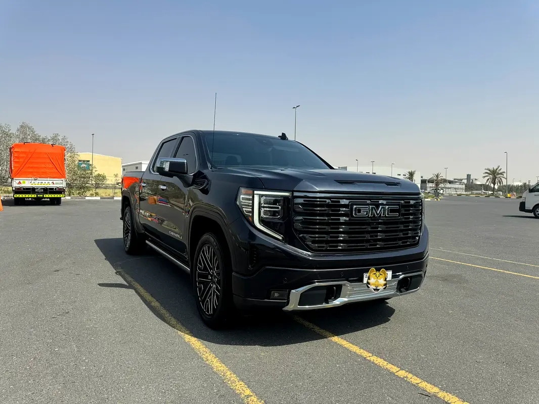 GMC Sierra 1500 Denali 2022 - photo 2 - Import Émirats | International Cars