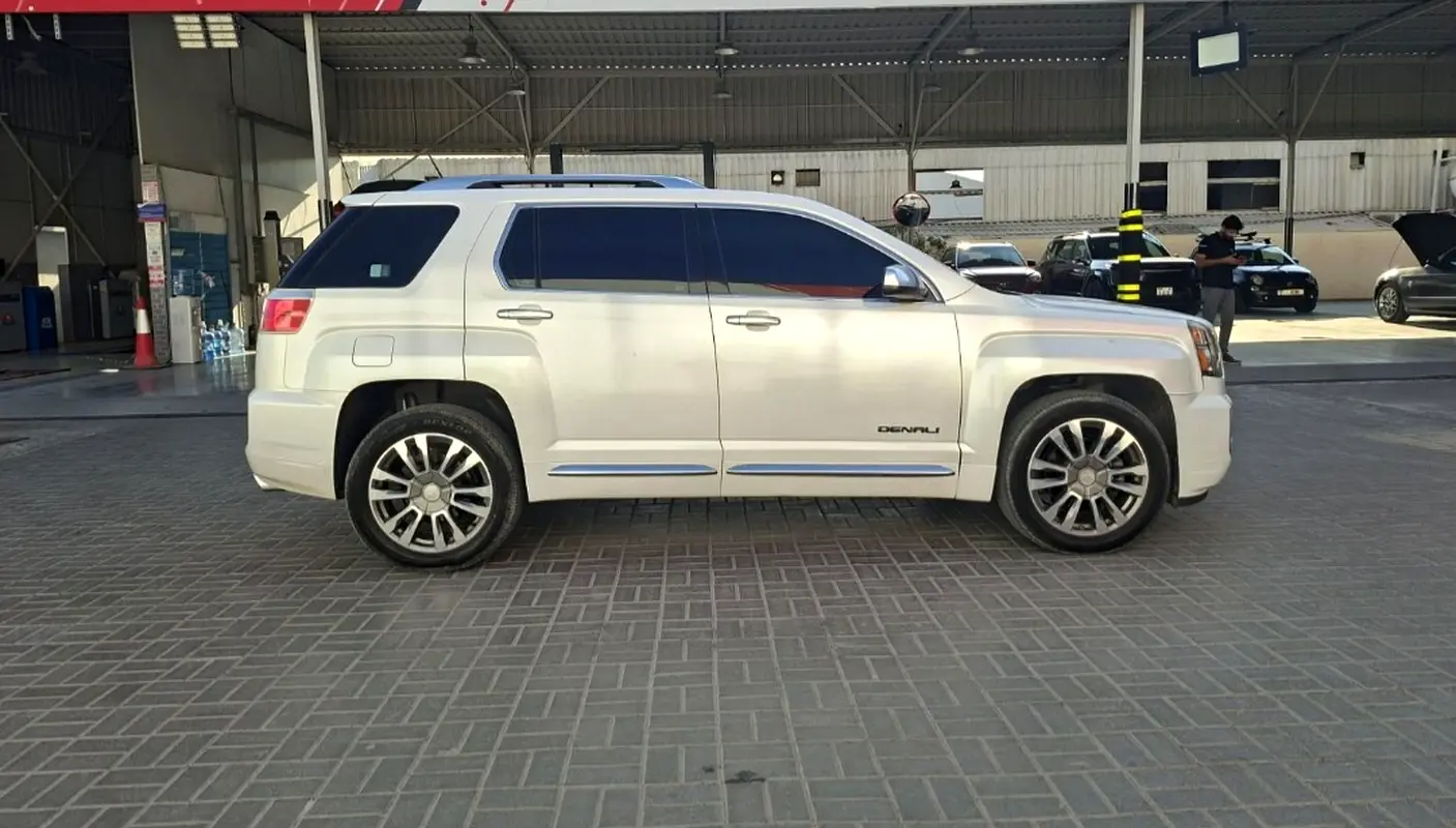 GMC Terrain Nightfall Edition 2016 - photo 4 - Import Émirats | International Cars