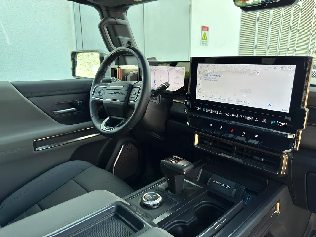 GMC Hummer EV 3X 2024 - photo 12 - Import Émirats | International Cars