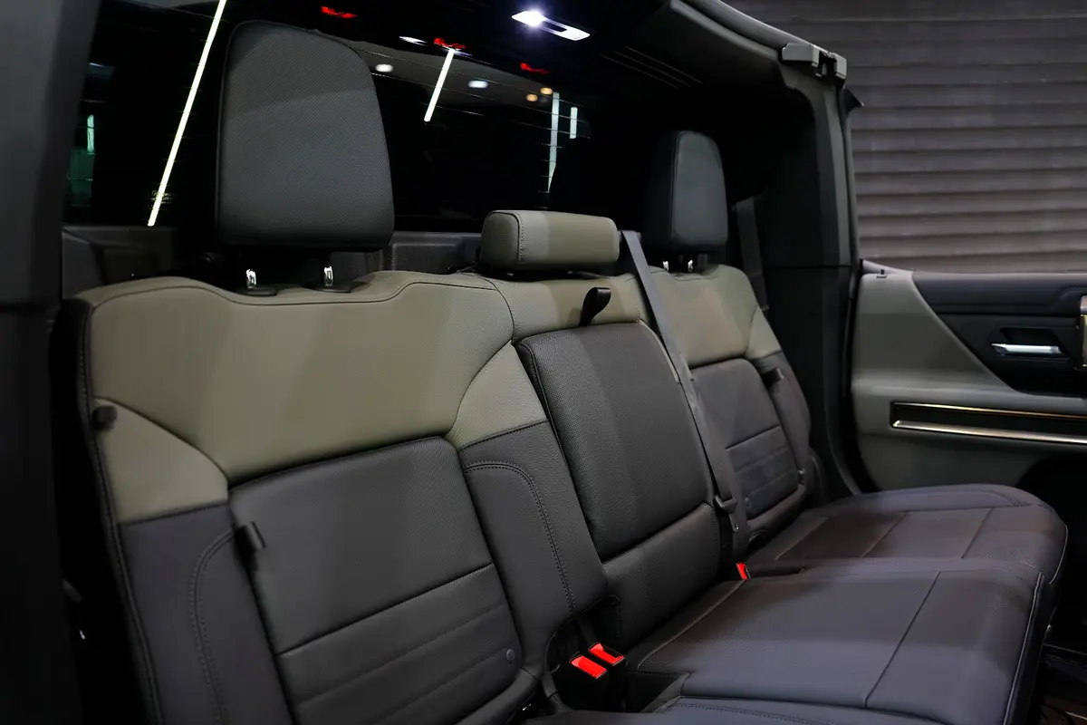 GMC Hummer EV Pickup 2024 - photo 12 - Import Émirats | International Cars