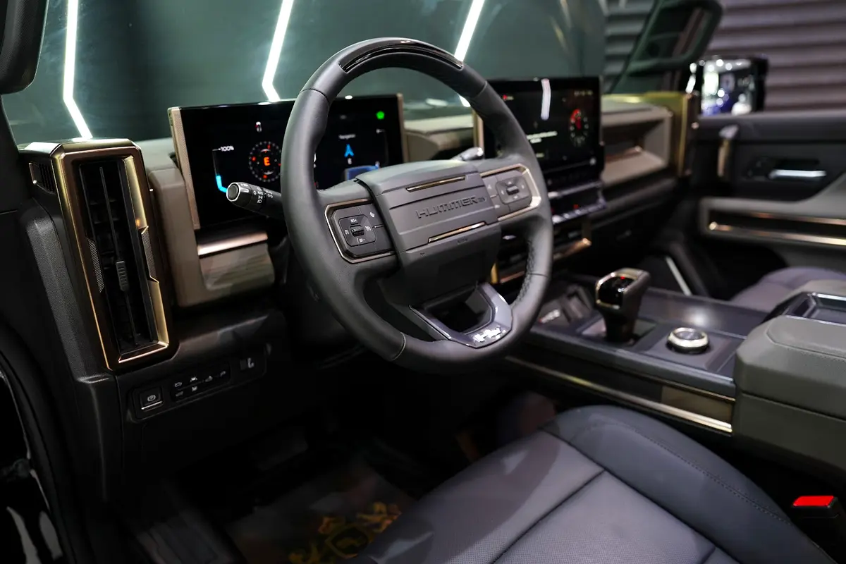 GMC Hummer EV Pickup 2024 - photo 6 - Import Émirats | International Cars