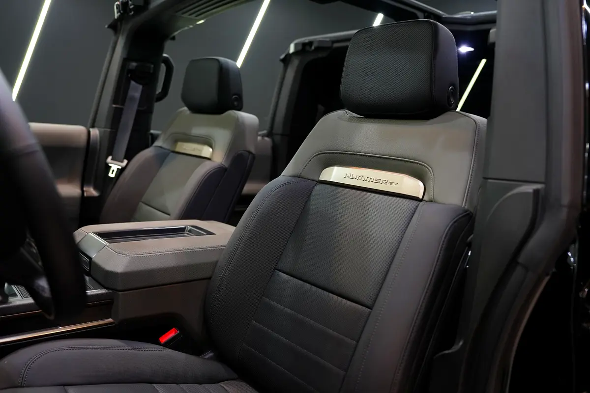 GMC Hummer EV Pickup 2024 - photo 7 - Import Émirats | International Cars