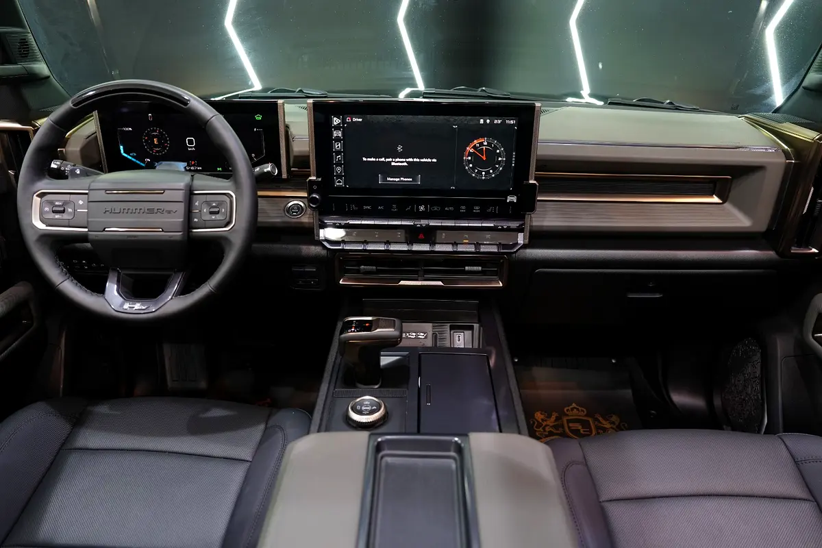 GMC Hummer EV Pickup 2024 - photo 8 - Import Émirats | International Cars