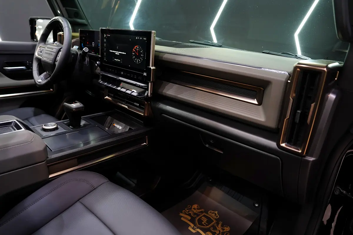 GMC Hummer EV Pickup 2024 - photo 9 - Import Émirats | International Cars