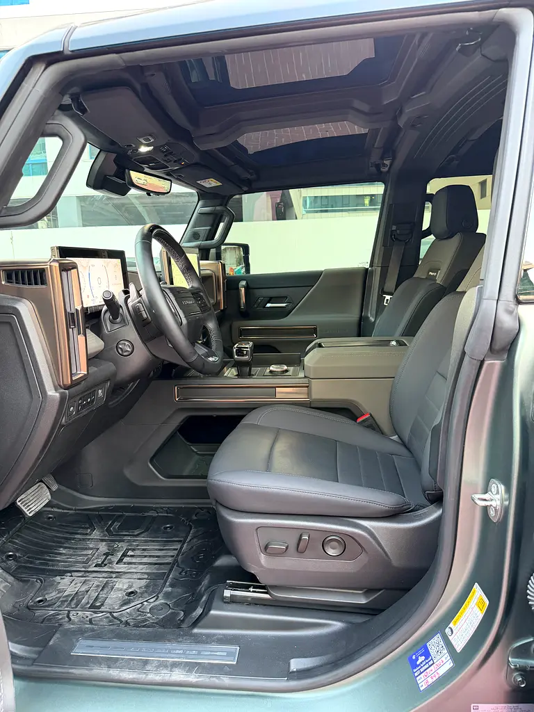 GMC Hummer EV 3X 2024 - photo 12 - Import Émirats | International Cars