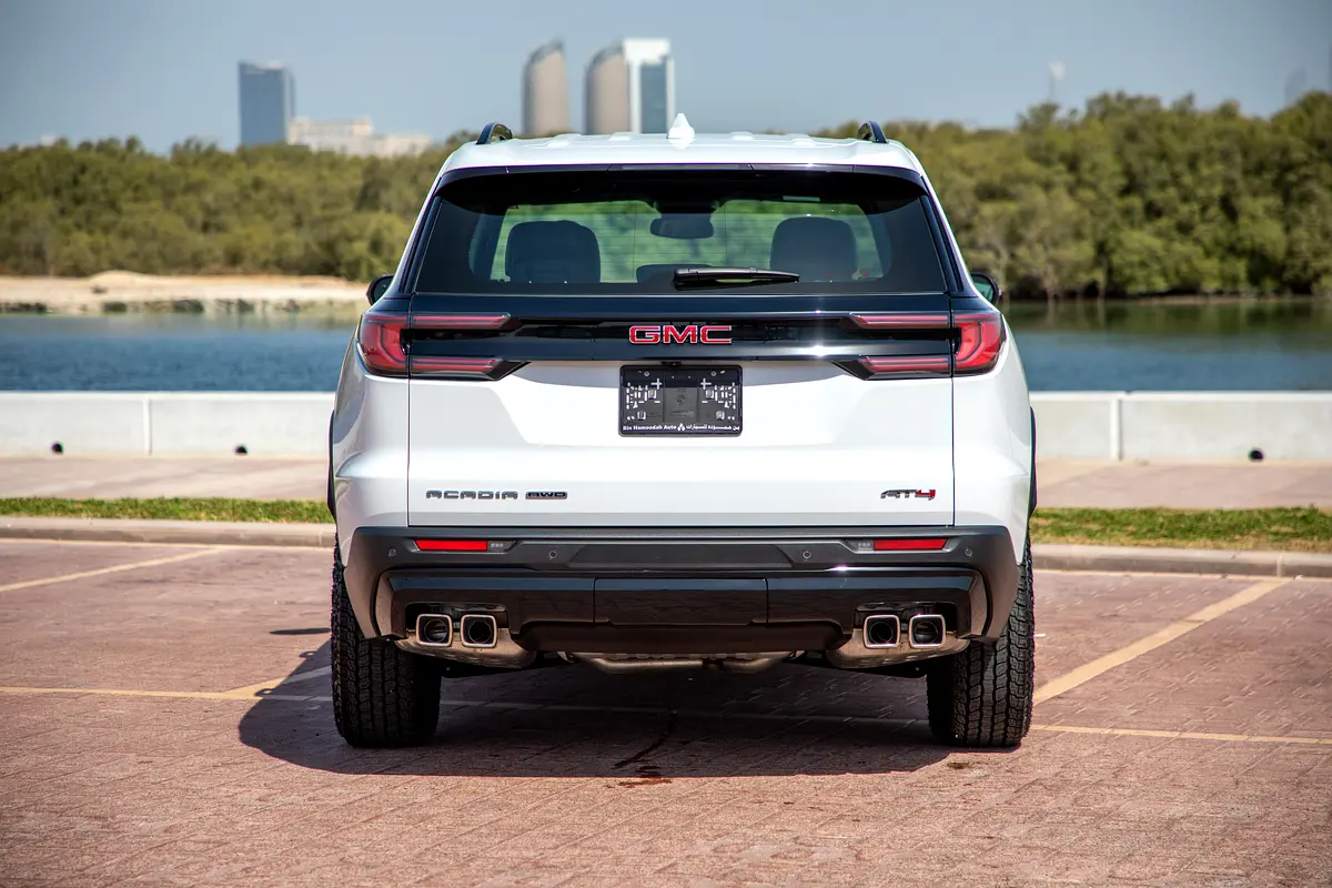 GMC Acadia AT4 2024 - photo 10 - Import Émirats | International Cars