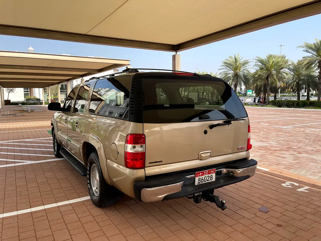 GMC Suburban SLE 2006 - photo 5 - Import Émirats | International Cars