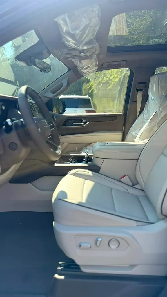 GMC Yukon Denali 2025 - photo 3 - Import Émirats | International Cars