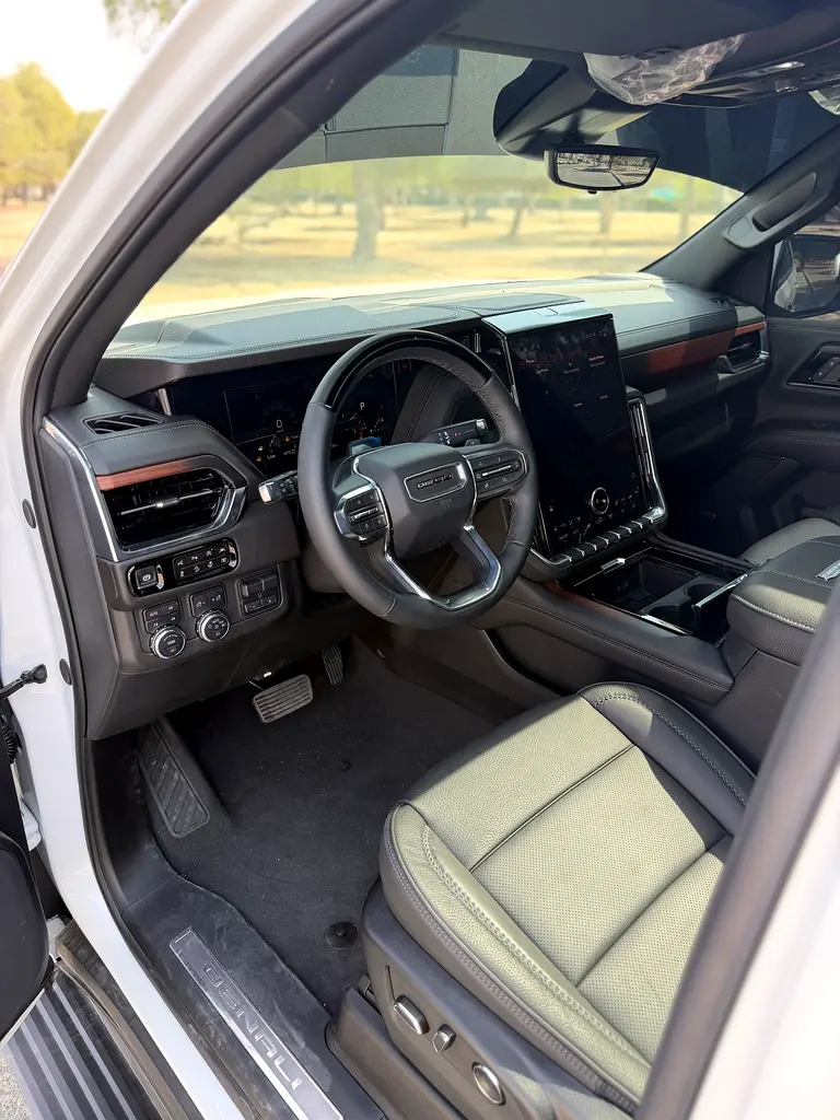 GMC Yukon Denali 2025 - photo 5 - Import Émirats | International Cars