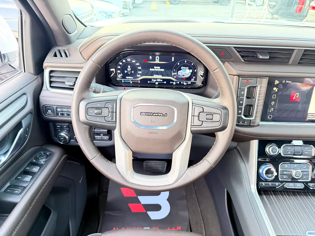 GMC Yukon Denali 2023 - photo 11 - Import Émirats | International Cars