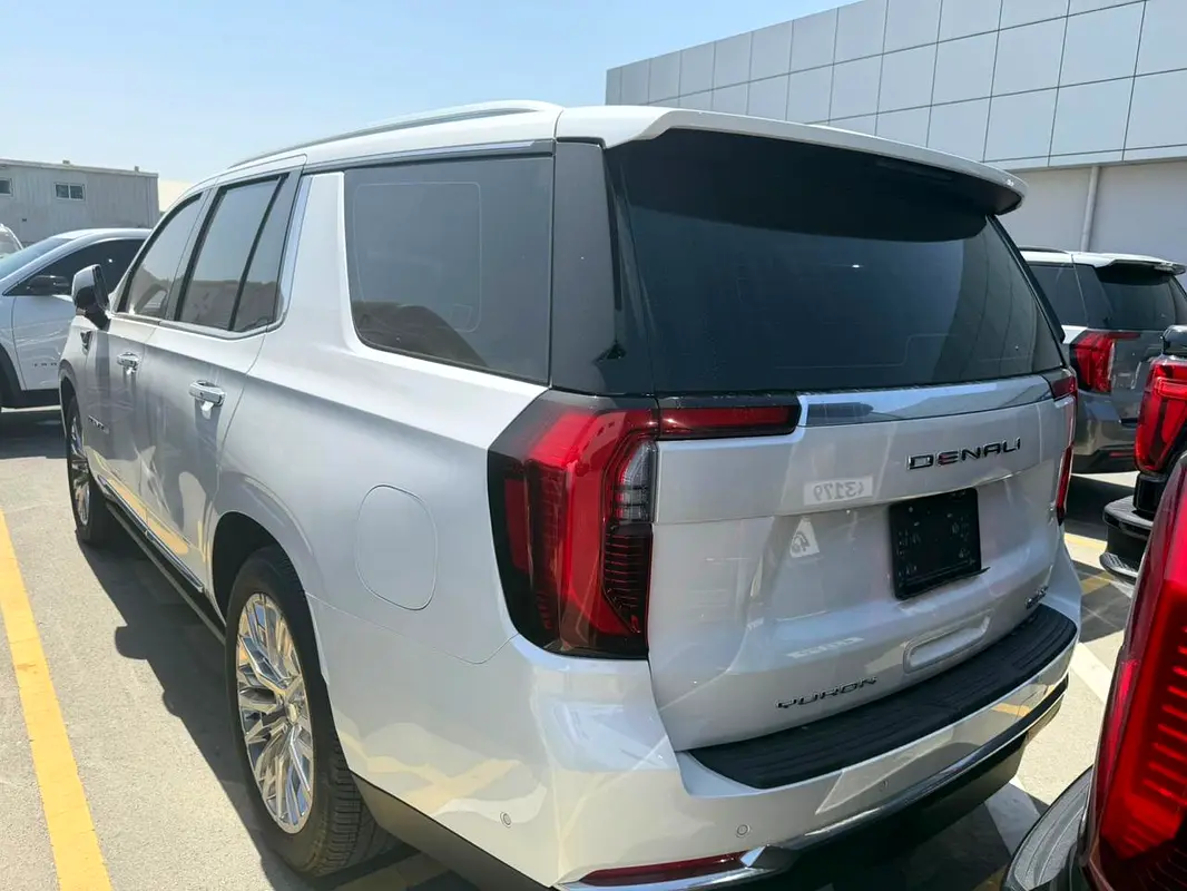 GMC Yukon Denali 2025 - photo 11 - Import Émirats | International Cars