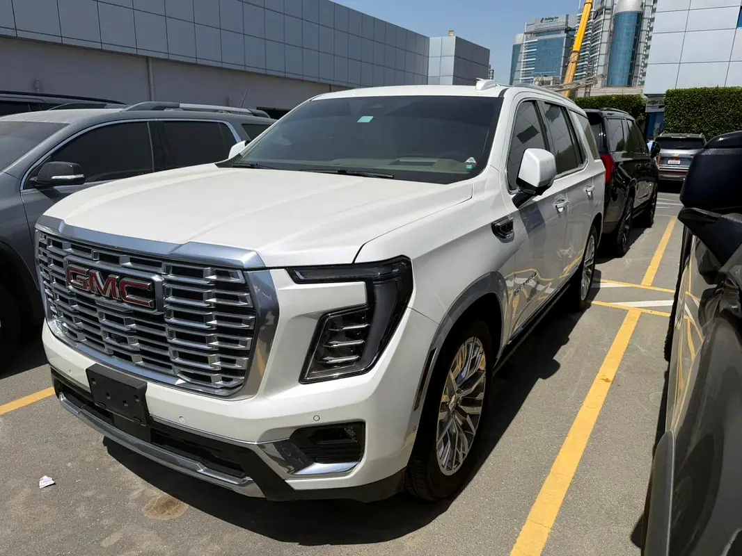 GMC Yukon Denali 2025 - photo 12 - Import Émirats | International Cars