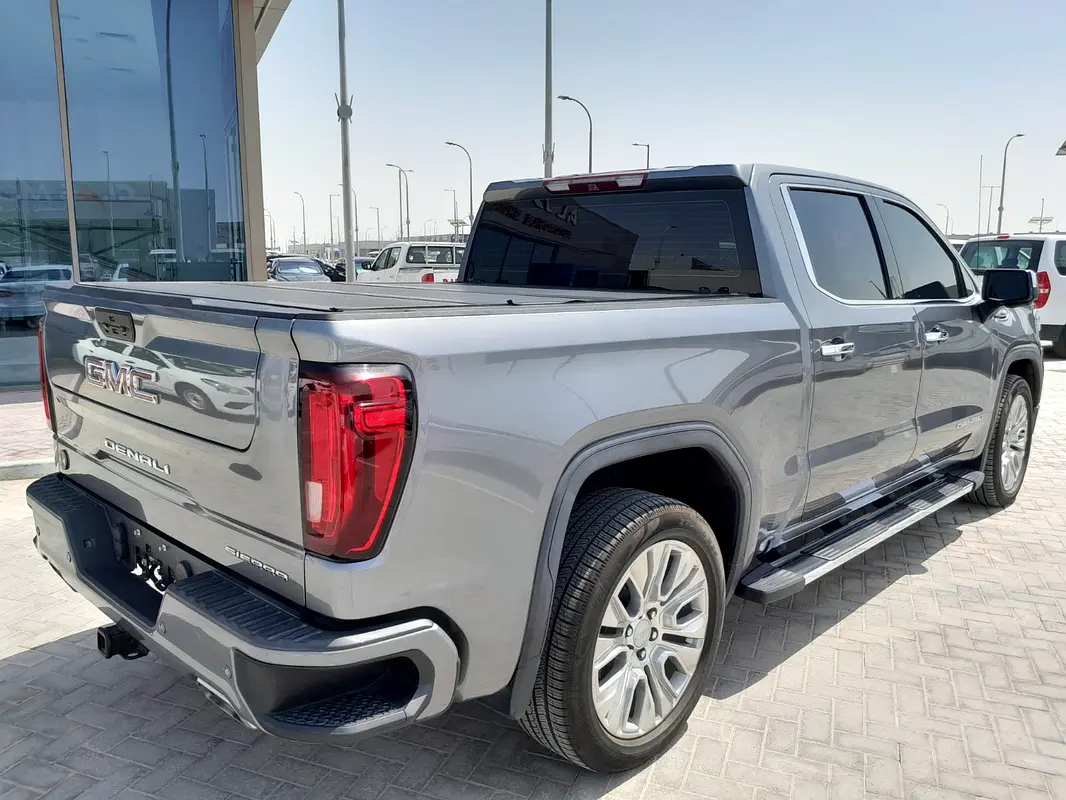 GMC Sierra Denali 2021 - photo 6 - Import Émirats | International Cars