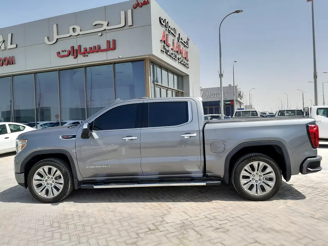 GMC Sierra Denali 2021 - photo 8 - Import Émirats | International Cars