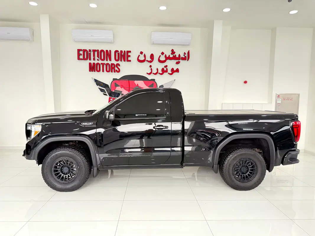 GMC Sierra SLE 2022 - photo 4 - Import Émirats | International Cars