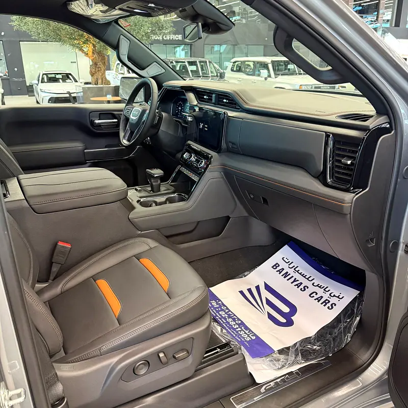 GMC Sierra AT4 2026 - photo 10 - Import Émirats | International Cars