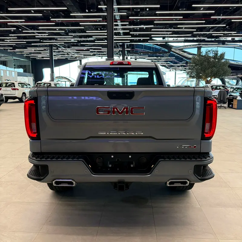 GMC Sierra AT4 2026 - photo 7 - Import Émirats | International Cars