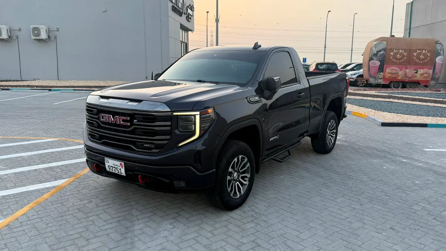 GMC Sierra 1500 AT4 2022 - photo 5 - Import Émirats | International Cars