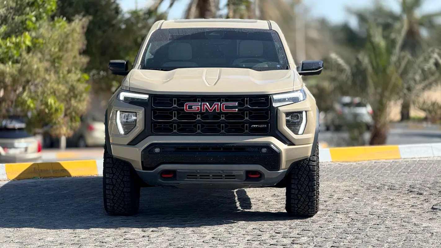 GMC Canyon AT4X 2025 - photo 2 - Import Émirats | International Cars