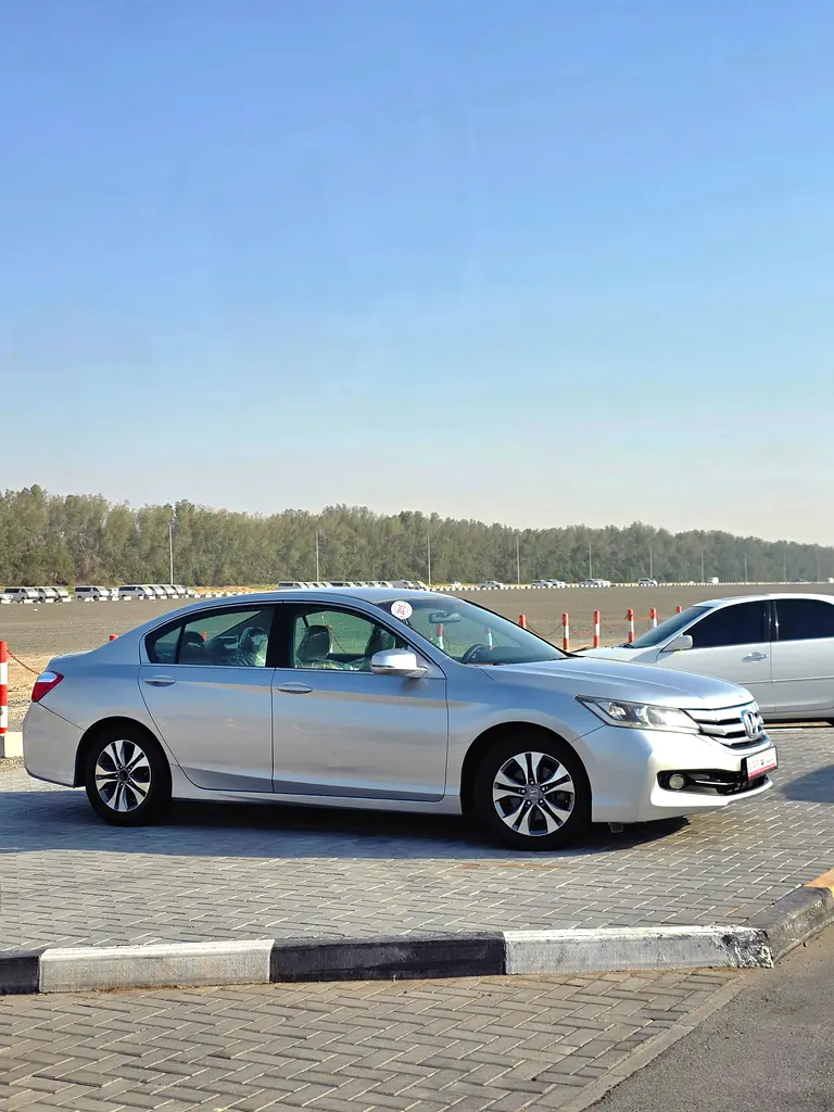 HONDA Accord Other 2015 - photo 10 - Import Émirats | International Cars