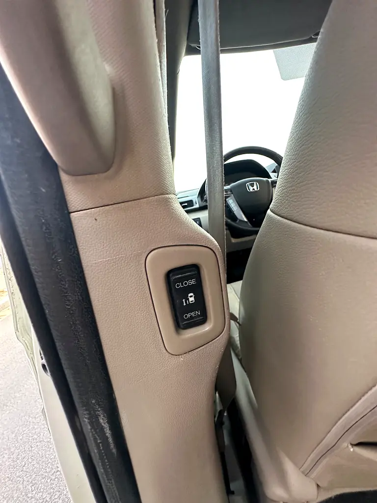 HONDA Odyssey Touring 2014 - photo 9 - Import Émirats | International Cars