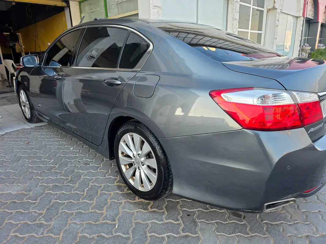 HONDA Accord i-VTEC 2016 - photo 7 - Import Émirats | International Cars