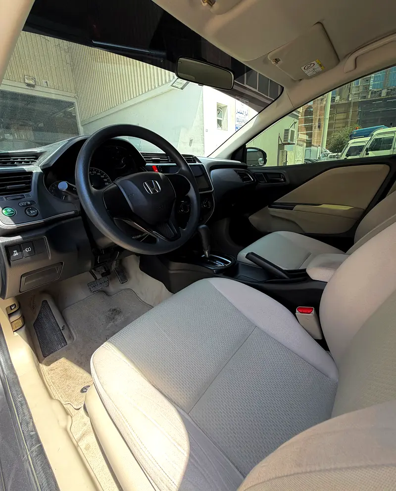 HONDA City LX 2018 - photo 12 - Import Émirats | International Cars