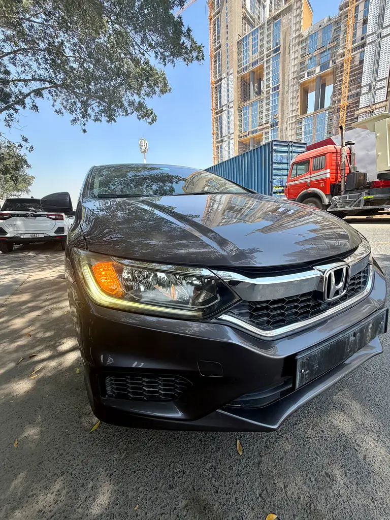 HONDA City LX 2018 - photo 2 - Import Émirats | International Cars