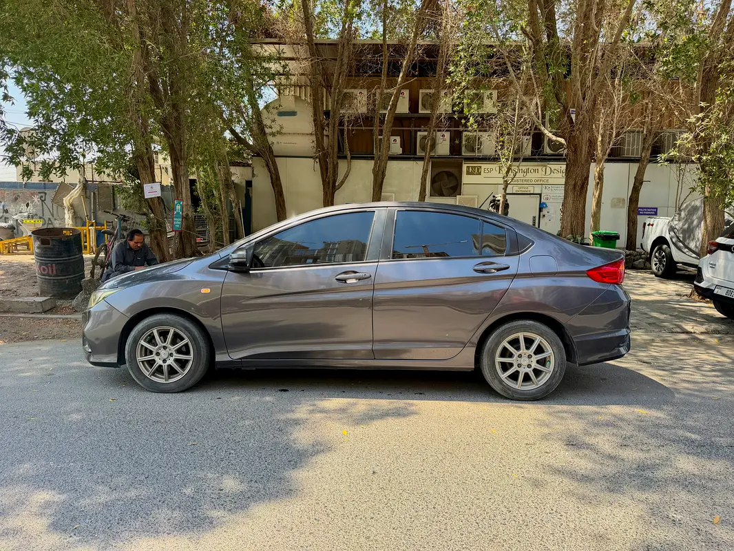 HONDA City LX 2018 - photo 6 - Import Émirats | International Cars